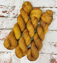 Load image into Gallery viewer, Superwash BFL Nylon Ultimate Sock Yarn, 100g/3.5oz, Sunflower
