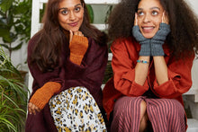 Load image into Gallery viewer, KNIT HOW by MEGHAN FERNANDES &amp; LYDIA GLUCK

