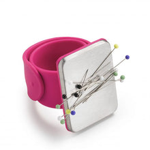 Load image into Gallery viewer, Prym Love Magnetic Arm Pin Cushion
