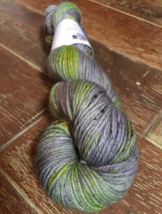 Superwash Merino DK/Light Worsted Yarn Wool, 100g/3.5oz, Merlin’s Beard