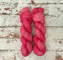 Load image into Gallery viewer, Superwash Merino Single Ply Fingering Yarn, 100g/3.5oz, Hot Mess
