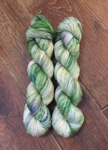 Superwash Merino Single Ply Fingering Yarn, 100g/3.5oz, Tell it to the Frogs