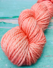Load image into Gallery viewer, Superwash Chunky Merino, 100g/3.5oz, Peachy
