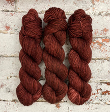 Load image into Gallery viewer, Superwash Merino Aran/Worsted Yarn Wool, 100g/3.5oz, Dragon’s Eyes
