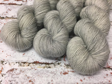 Load image into Gallery viewer, Superwash Merino Single Ply Fingering Yarn, 100g/3.5oz, Misty Day
