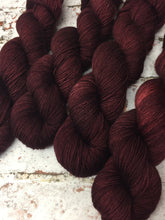 Load image into Gallery viewer, Yak 4 Ply Fingering Yarn, 100g/3.5oz, Judas
