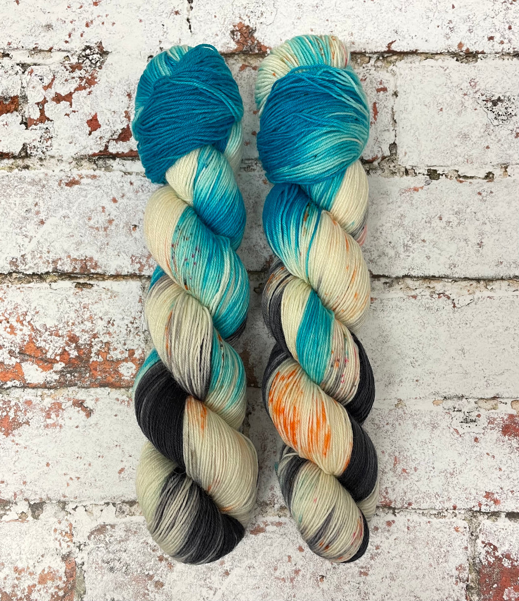 Superwash Bluefaced Leicester Nylon Ultimate Sock Yarn, 100g/3.5oz, Tundra