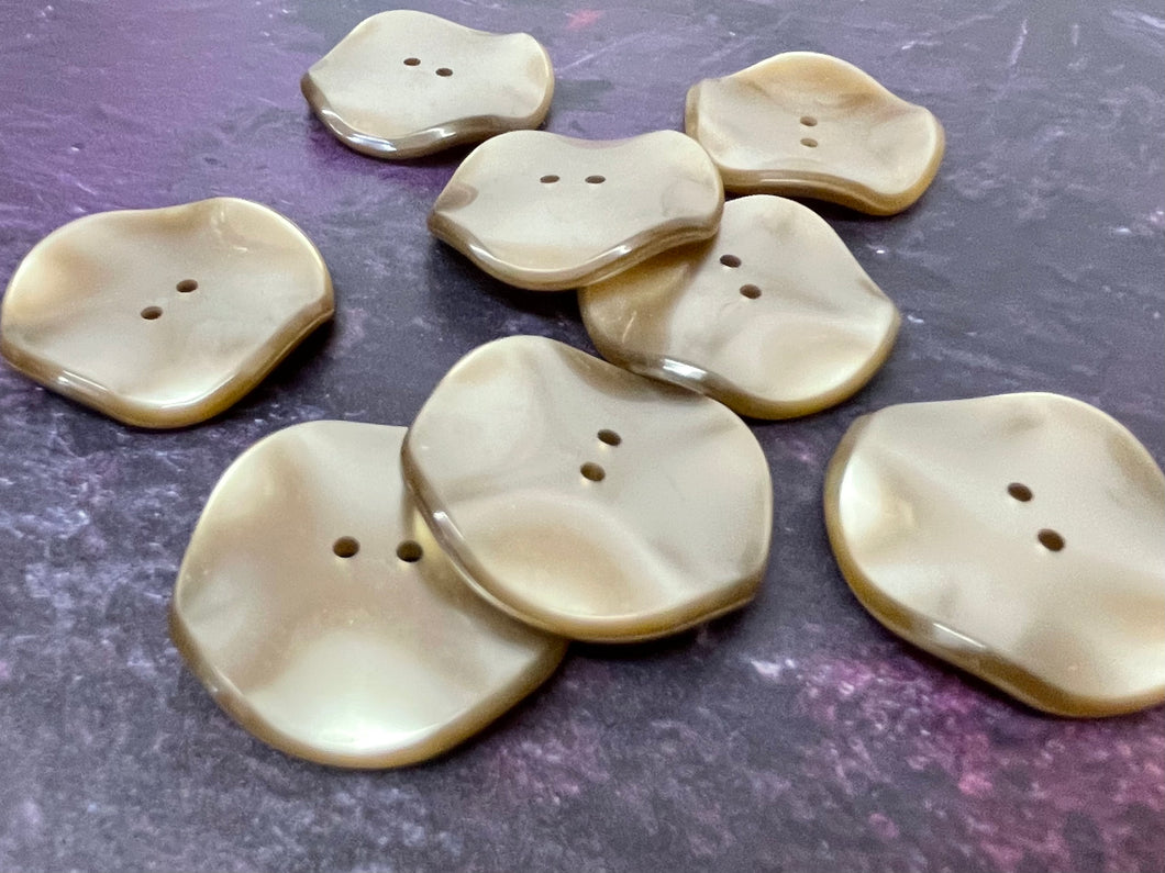 Vintage French Amber Opalescent Buttons, 35mm