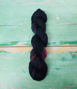 Superwash Silver Sparkle Sock Yarn, 100g/3.5oz, Eccentric Orbit