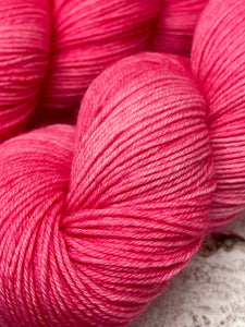 Superwash BFL Nylon Ultimate Sock Yarn, 100g/3.5oz, Hot Mess