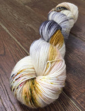 Load image into Gallery viewer, Dye to order - BFL Aran
