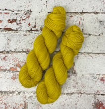 Load image into Gallery viewer, Superwash Merino DK/Light Worsted Yarn Wool, 100g/3.5oz, Gladrags
