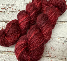 Load image into Gallery viewer, Superwash Bluefaced Leicester Aran/Worsted Yarn Wool, 100g/3.5oz, Judas
