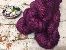 Load image into Gallery viewer, Superwash Merino Single Ply Fingering Yarn, 100g/3.5oz, Candy Perfume
