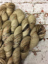 Load image into Gallery viewer, Superwash BFL Nylon Ultimate Sock Yarn, 100g/3.5oz, Gruel
