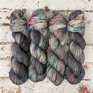 Superwash Sport/5 Ply Yarn Wool, 100g/3.5oz, High School Reunion