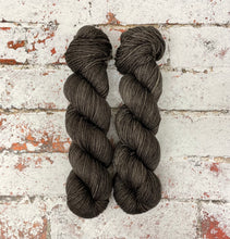 Load image into Gallery viewer, Superwash Merino DK/Light Worsted Yarn Wool, 100g/3.5oz, Heathcliff
