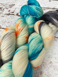 Superwash Merino Single Ply Fingering Yarn, 100g/3.5oz, Tundra