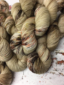 Superwash Merino Nylon Titanium Sock Yarn, 100g/3.5oz, Gruel