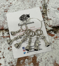 Load image into Gallery viewer, Set of 6 Chess Themed Stitch Markers
