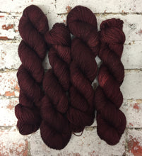 Load image into Gallery viewer, Yak 4 Ply Fingering Yarn, 100g/3.5oz, Judas
