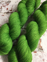 Load image into Gallery viewer, Superwash Bluefaced Leicester Nylon Ultimate Sock Yarn, 100g/3.5oz, Randomonium
