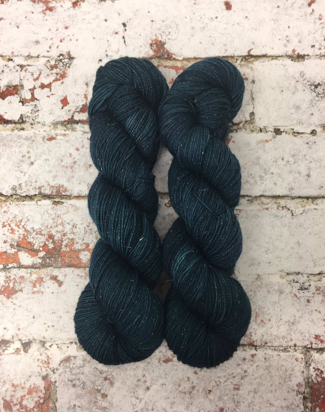 Superwash Silver Sparkle Sock Yarn, 100g/3.5oz, Malice Through The Looking Glass