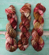 Load image into Gallery viewer, Superwash Merino DK/Light Worsted Yarn Wool, 100g/3.5oz, Piano Wire
