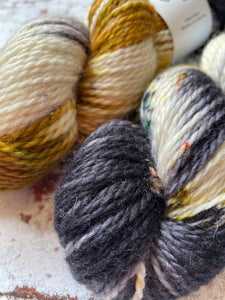 Superwash Bluefaced Leicester Aran/Worsted Yarn Wool, 100g/3.5oz, Meetings Have Biscuits