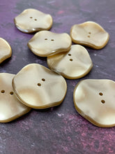Load image into Gallery viewer, Vintage French Amber Opalescent Buttons, 35mm
