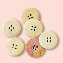 Load image into Gallery viewer, Large Flower Pattern Buttons, 30mm
