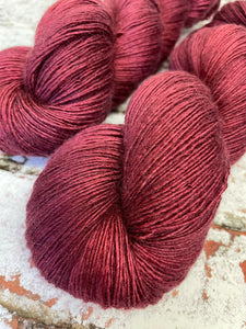 Non Superwash Mulberry Silk Extra Fine Merino Blend Single Ply Fingering Luxury Yarn, 100g/3.5oz, Judas