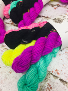 Superwash Merino Nylon DK/Light Worsted Minis, 100g/3.5oz, Acceptable In The 80s