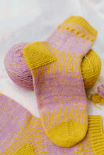 Load image into Gallery viewer, Pom Pom Quarterly, Issue 40:  Spring 2022
