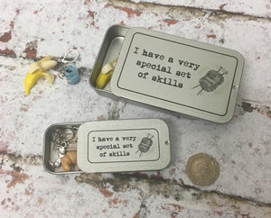 Notions Tin, Special Set of Skills, Knitting