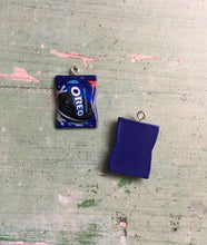 Load image into Gallery viewer, Cookie Charm Progress Keeper Stitch Marker

