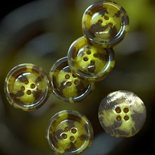 Load image into Gallery viewer, Yellow and Brown Speckled Buttons, 19mm
